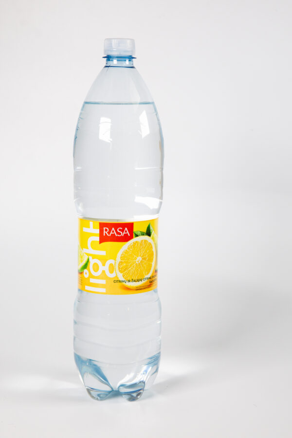 20240617-TBIL114039 Citrinų ir žaliųjų citrinų gazuotas stalo vanduo "Rasa light", 1,5 l